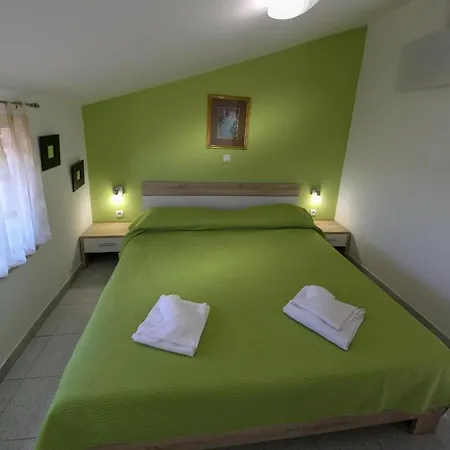 Borghese Appartement Pula