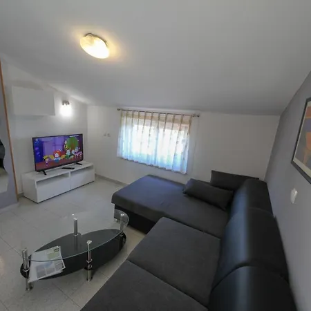 Borghese Appartement *