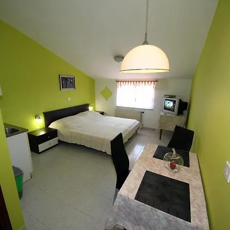 Borghese דירה פולה