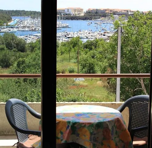 Borghese * Πούλα